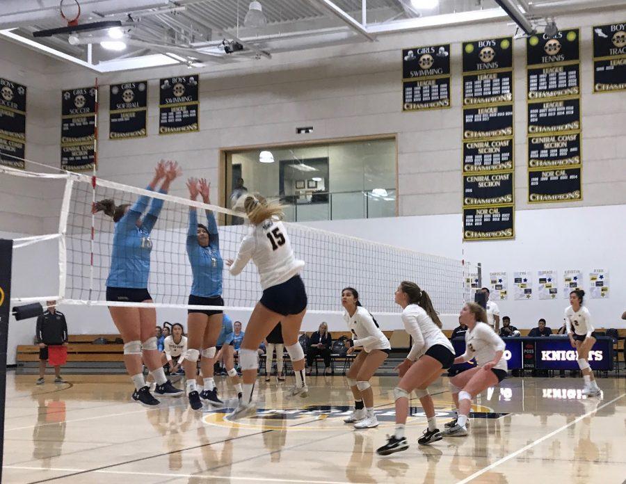 Volleyball stays undefeated in league with senior night sweep