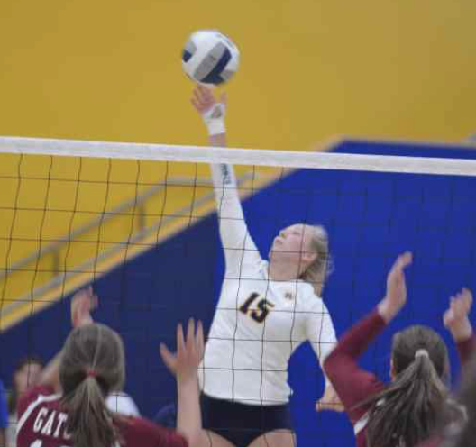 Volleyball defeats SHC to advance to second round of CCS Open