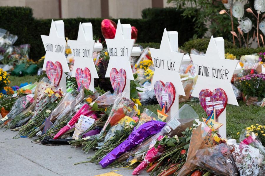 Memorial for the victims of Pittsburgh synagogue shooting. Creative Commons Photo: The White House on Flickr. 