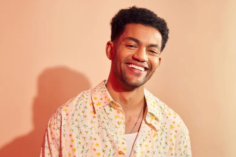 Menlo Alum Miles Fowler Turns Curiosity into a Hollywood Career